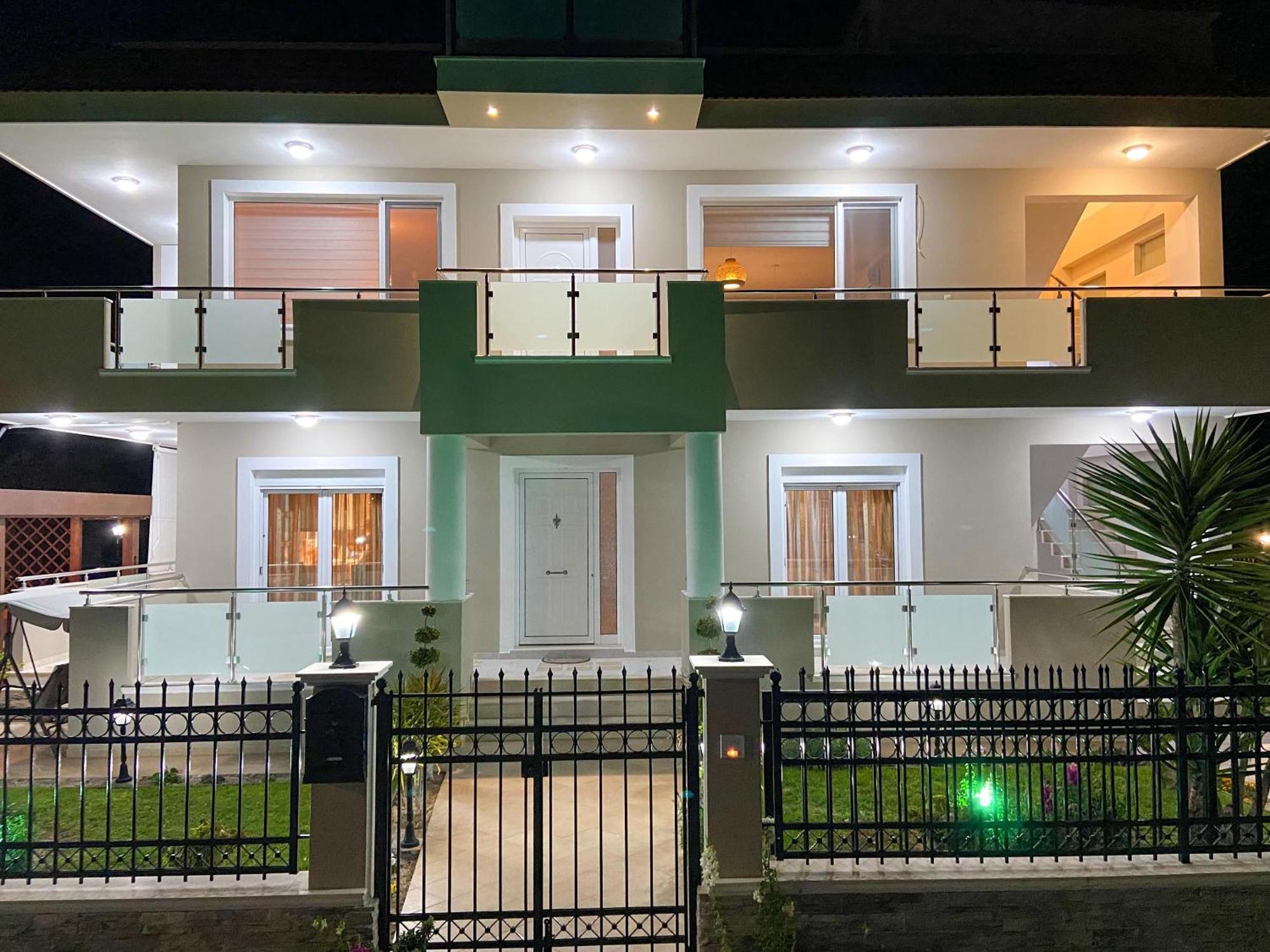 Simplycity Homestay Apartment 1 Kremastí Exterior foto